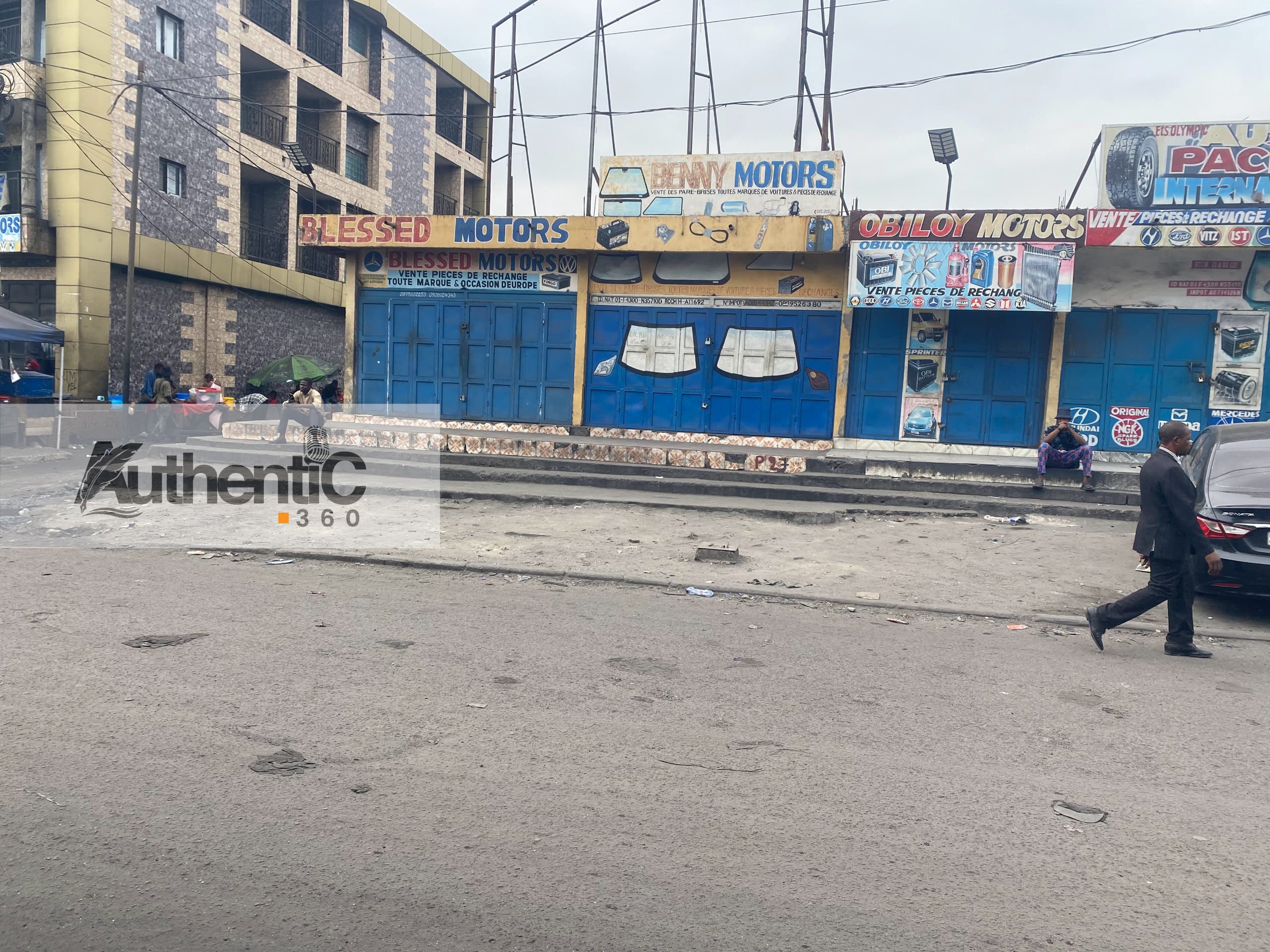 Kinshasa : les vendeurs de pièces de rechange protestent après le meurtre d’un Nigérian